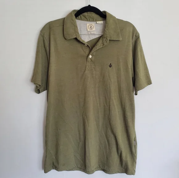 Volcom T-shirt Polo size M - Picture 1 of 3